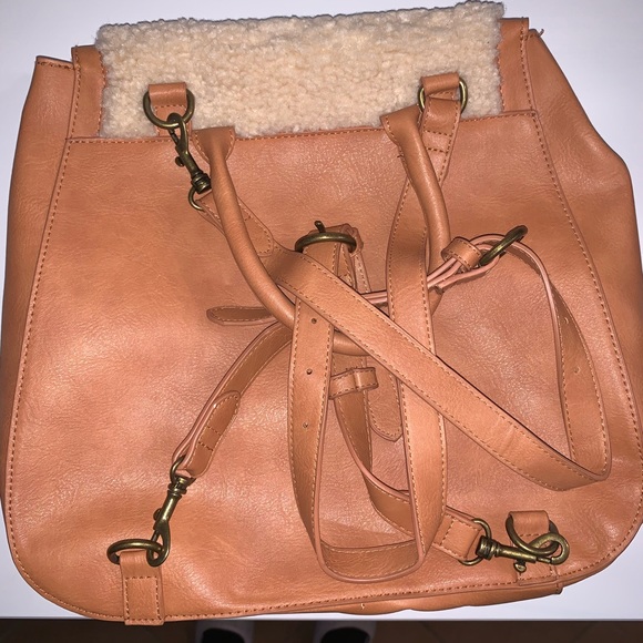 Backpack - Picture 4 of 4